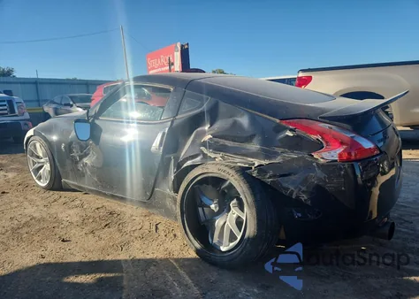 2009 Nissan 370Z z USA, uszkodzony, nr VIN JN1AZ44EX9M403788